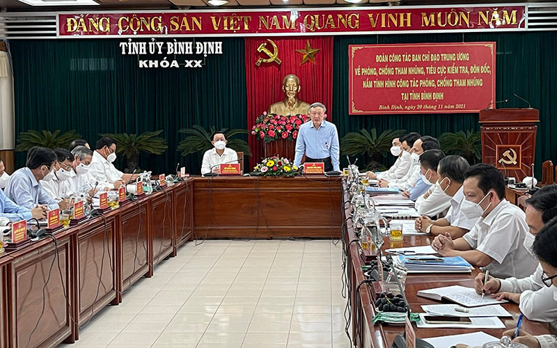 Quang cảnh buổi làm việc. Đoàn công tác Trung ương làm việc tại Bình Định -0