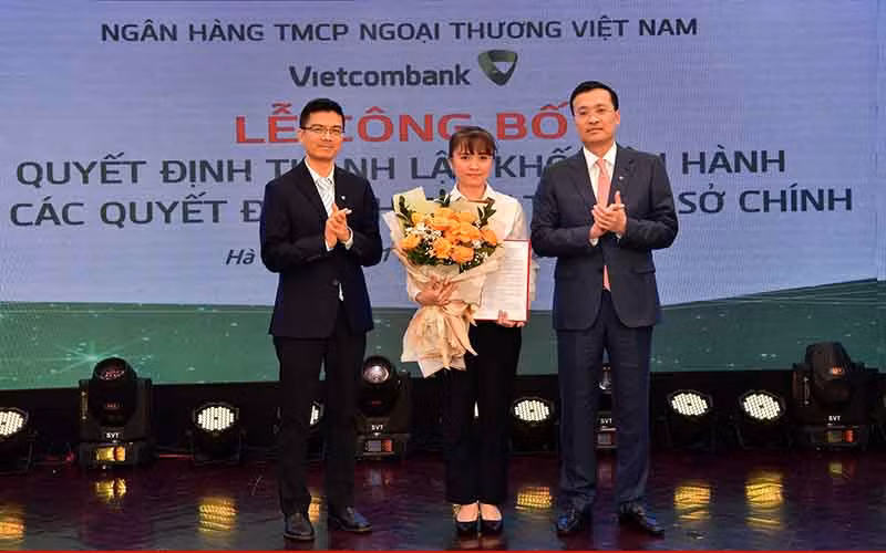 Vietcombank công bố quyết định thành lập Khối Vận hành và một số quyết định nhân sự Trụ sở chính -0