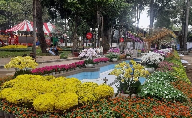Nhiều loại hoa được trưng bày tại Hội hoa xuân Nhâm Dần 2022. Thành phố Hồ Chí Minh khai mạc Hội hoa Xuân Nhâm Dần 2022 -0