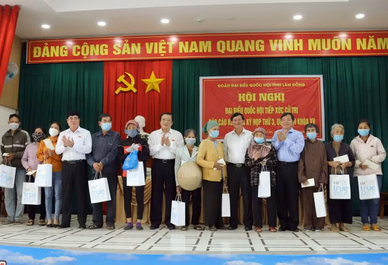 Trưởng Ban Nội chính Trung ương Phan Đình Trạc tiếp xúc cử tri Lâm Đồng -0