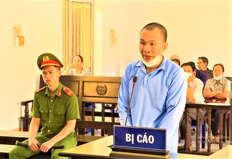 Bị cáo Phạm Văn Tốt tại phiên tòa. 