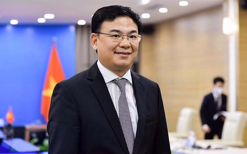 Thứ trưởng Ngoại giao Phạm Quang Hiệu.