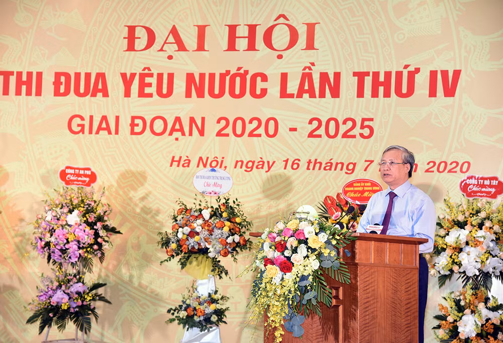 Thi đua yêu nước gắn nâng cao chất lượng công tác tham mưu, phục vụ -0