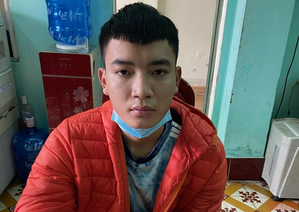 Đối tượng Nguyễn Thành Đạt tại cơ quan Công an.