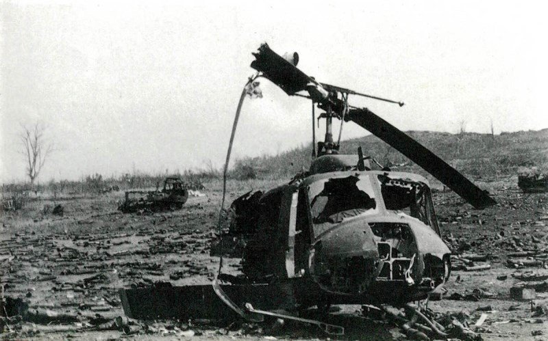 Một góc Bản Đông sau trận đánh, năm 1972. Đất thép Quảng Trị qua hồi ức phóng viên chiến trường -0