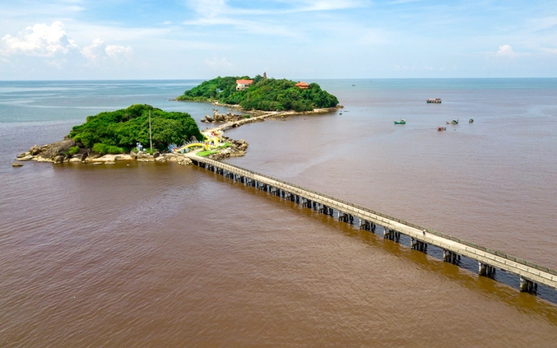 Năm 2021, Cà Mau ưu tiên vốn đầu tư hạ tầng các trong trình trọng điểm để thu hút đầu tư, cả về du lịch. HN_4-1606564067951.jpg