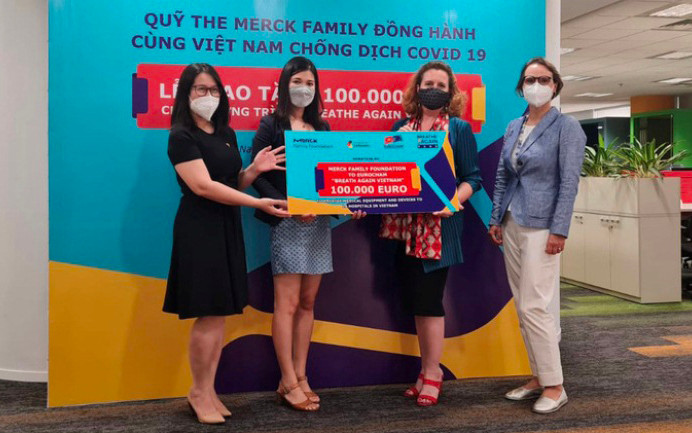 Bệnh viện Đà Nẵng nhận tài trợ từ Quỹ Merck Family. (Ảnh: Cổng thông tin điện tử thành phố Đà Nẵng)