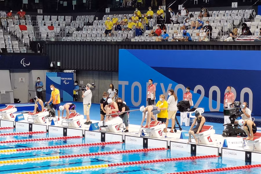 Các kình ngư thi đấu tại Paralympic Tokyo 2020. (Ảnh: TTXVN)