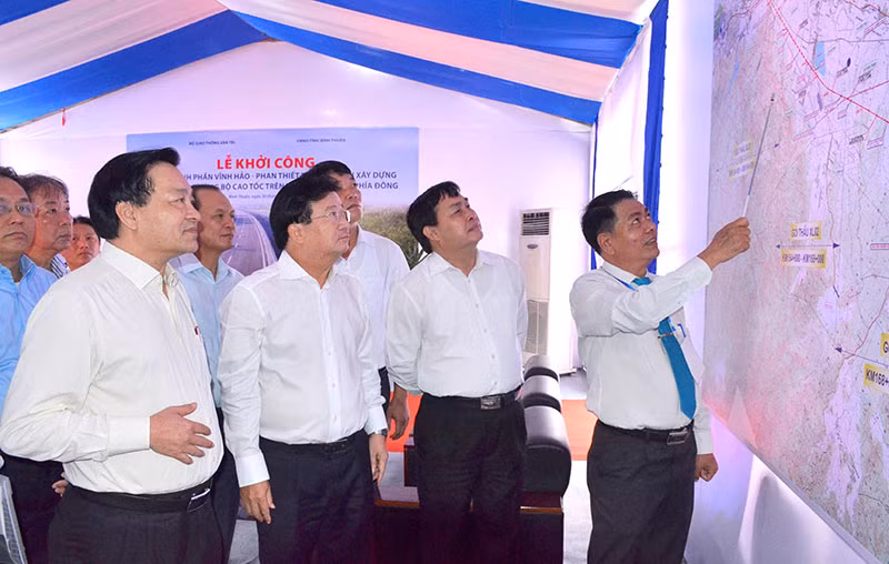 Khởi công xây dựng đường cao tốc bắc - nam đoạn Vĩnh Hảo - Phan Thiết -0