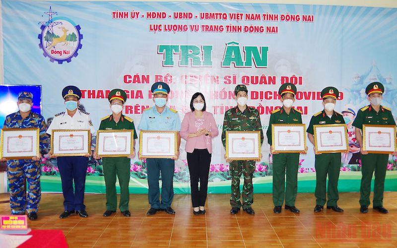 Đồng Nai tri ân lực lượng quân đội tham gia chống dịch Covid-19 -0