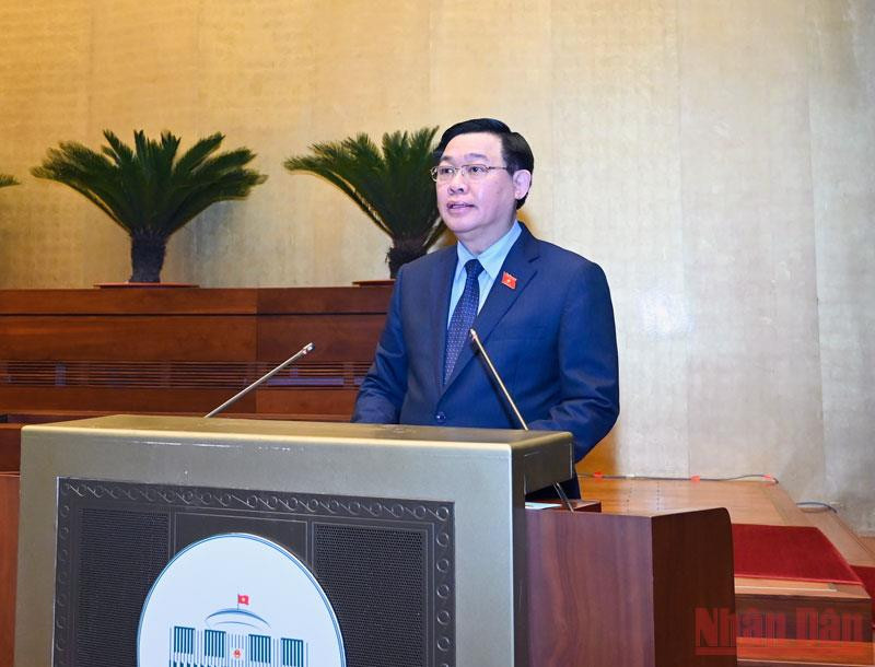 Chủ tịch Quốc hội Vương Đình Huệ phát biểu khai mạc. Ủy ban Thường vụ Quốc hội chất vấn những vấn đề “nóng” cử tri quan tâm -0