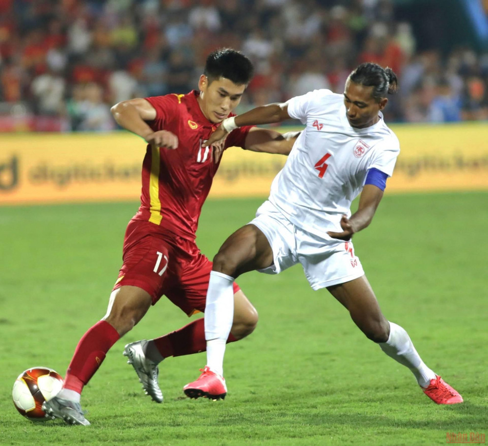 Tinh thần thi đấu và nền tảng thể lực các cầu thủ U23 Myanmar vẫn rất kiên cường. (Ảnh: Khiếu Minh) 4hiep2Veitnam_Myanmar-1652452694018.jpg