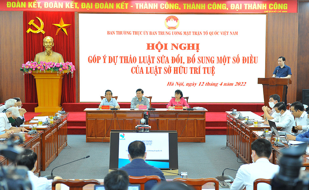 Quang cảnh Hội nghị góp ý Dự thảo Luật sửa đổi, bổ sung một số điều của Luật Sở hữu trí tuệ. (Ảnh: Kỳ Anh)