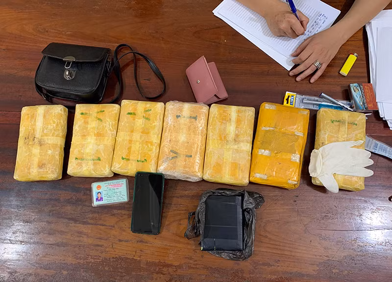 Triệt xóa đường dây vận chuyển, mua bán trái phép chất ma túy số lượng lớn -0