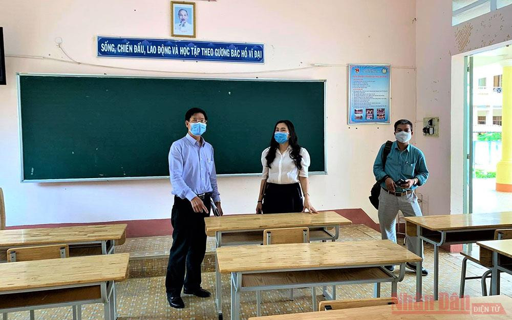 Điểm thi tại Trường THPT Lê Quý Đôn, TP Buôn Ma Thuột, tỉnh Đắk Lắk đã chuẩn bị đầy đủ cơ sở vật chất, phòng thi sẵn sàng cho kỳ thi.