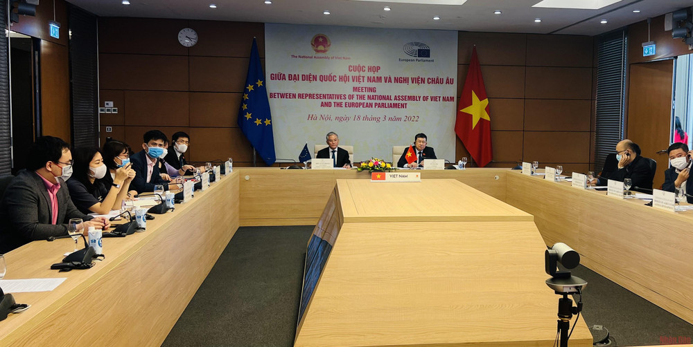 Quang cảnh cuộc họp. Hỗ trợ đẩy nhanh việc đào tạo và phát triển nguồn nhân lực chất lượng cao -0