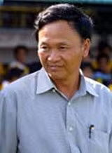 V.League 2005 - Công cuộc Việt hóa HLV