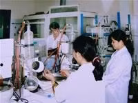 Chiết, tách, tinh chế bromelain
trong phòng thí nghiệm.