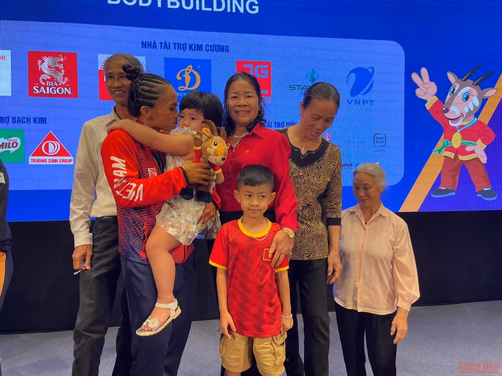 Đằng sau tấm huy chương: Những hậu phương vững chắc -0