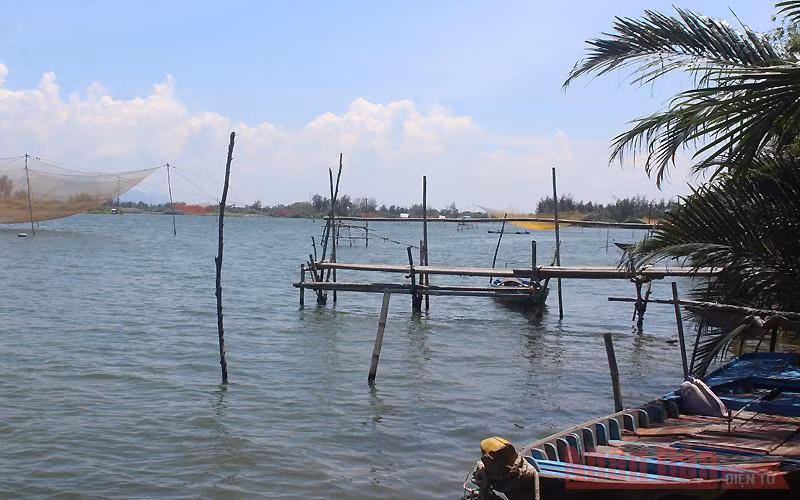 Đắm hồn trưa trên sông Thu Bồn -0