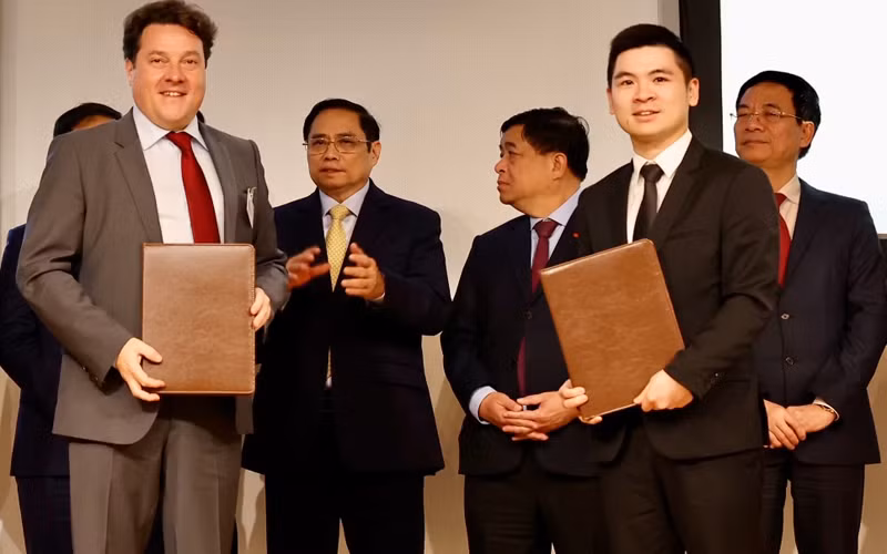 T&T Group và Total hợp tác đầu tư 3 tỷ USD phát triển năng lượng tái tạo tại Việt Nam -0