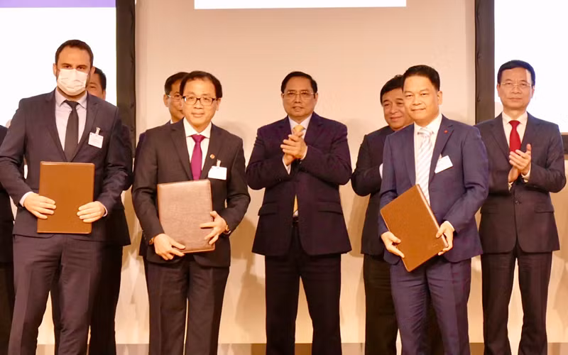 T&T Group và Total hợp tác đầu tư 3 tỷ USD phát triển năng lượng tái tạo tại Việt Nam -0