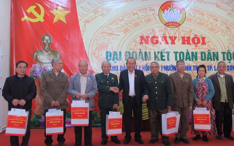 Phó Thủ tướng Thường trực Trương Hòa Bình thăm và làm việc tại Lạng Sơn -0