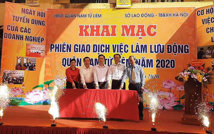 Gần 600 cơ hội việc làm tại Hà Nội