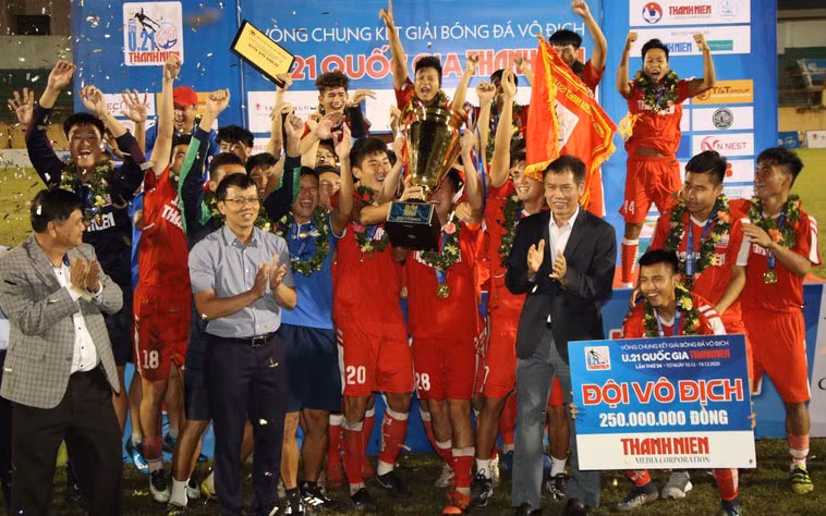 Đội Viettel lần đầu tiên vô địch U21 quốc gia.