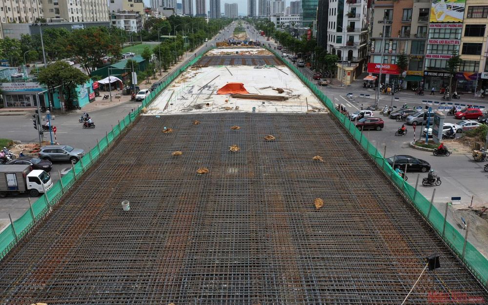Công trình khởi công ngày 8-10-2019, có tải trọng thiết kế cấp II, dầm hộp thép. cau_5-1594697052011.jpg