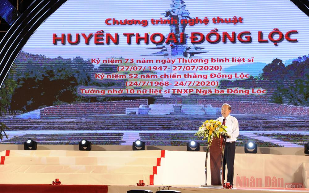 Đồng chí Trương Hòa Bình phát biểu tại buổi lễ. (Ảnh: ĐĂNG KHOA) Kỷ niệm 52 năm chiến thắng Đồng Lộc -0