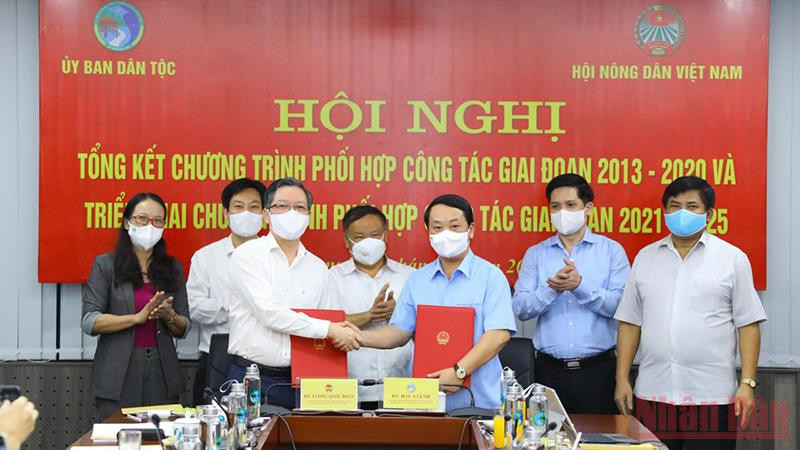 Hai cơ quan ký kết chương trình phối hợp công tác giai đoạn 2021-2025.