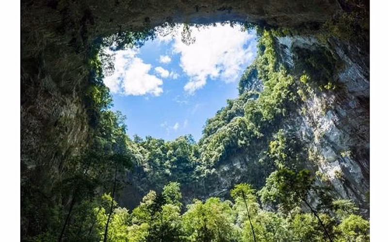 Hang Sơn Đoòng là một gợi ý điểm đến an toàn của CNBC (Ảnh: phongnhacave.org)