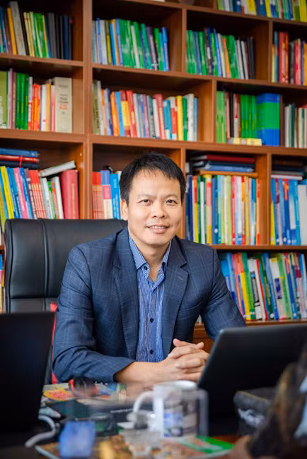 Thiết kế trang phục cho đại diện Việt Nam dự thi Miss Eco tại Ai Cập -0