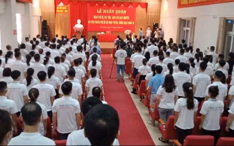 Đến nay, Trường Đại học Y - Dược Thái Nguyên đã cử gần 400 cán bộ, sinh viên vào hỗ trợ các tỉnh miền nam chống dịch.