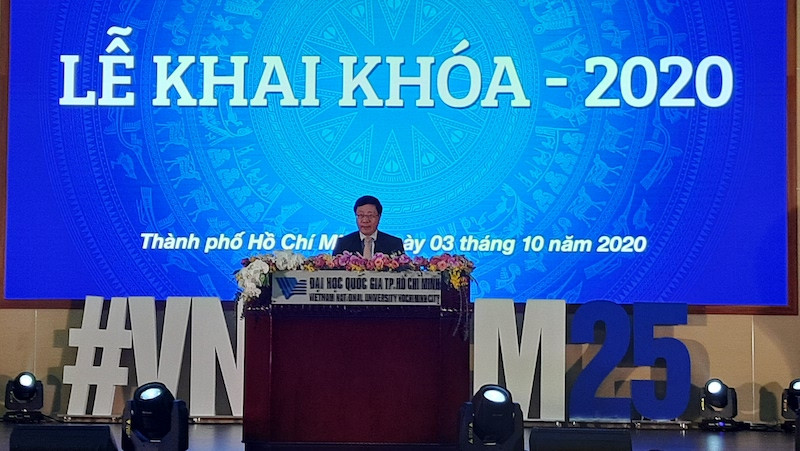 Phó Thủ tướng Phạm Bình Minh phát biểu tại lễ Khai khóa năm học 2020 Đại học Quốc gia TP Hồ Chí Minh. Phó Thủ tướng Phạm Bình Minh: Sinh viên phấn đấu trở thành thế hệ công dân Việt Nam đầy đủ tri thức, hoài bão -0