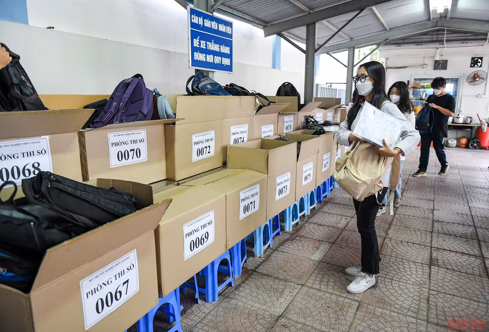 Thí sinh Hà Nội hoàn thành môn thi đầu tiên Ngữ văn -0