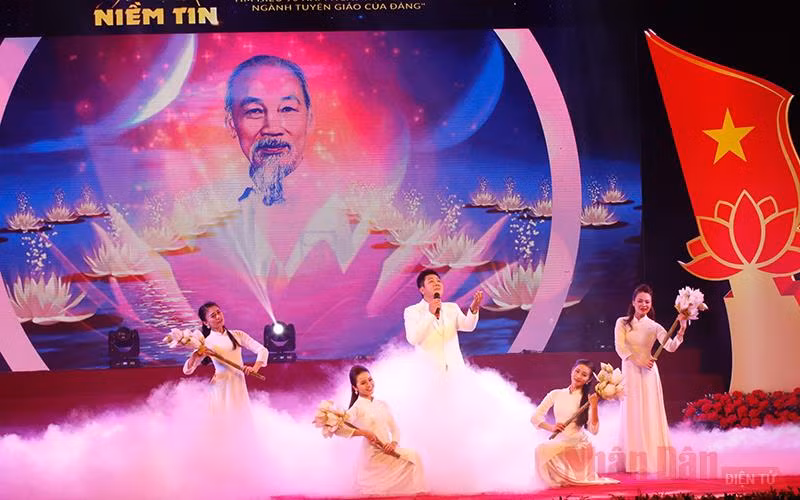 Tổng kết và trao giải Cuộc thi tìm hiểu 90 năm Ngày truyền thống ngành Tuyên giáo -0