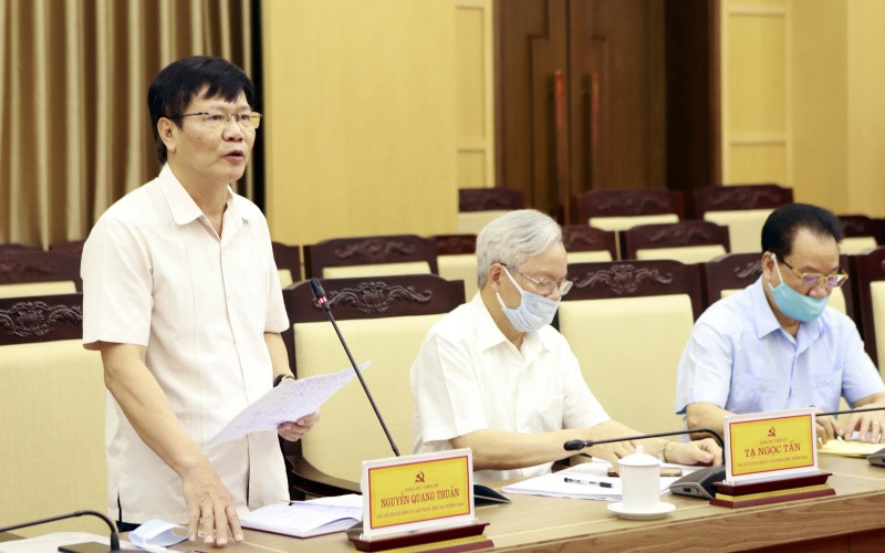 Đại biểu Hội đồng Lý luận Trung ương phát biểu tại cuộc tọa đàm. Hội đồng Lý luận Trung ương khảo sát công tác xây dựng, chỉnh đốn Đảng và việc thực hiện chính sách, pháp luật về đất đai tại Vĩnh Phúc -0