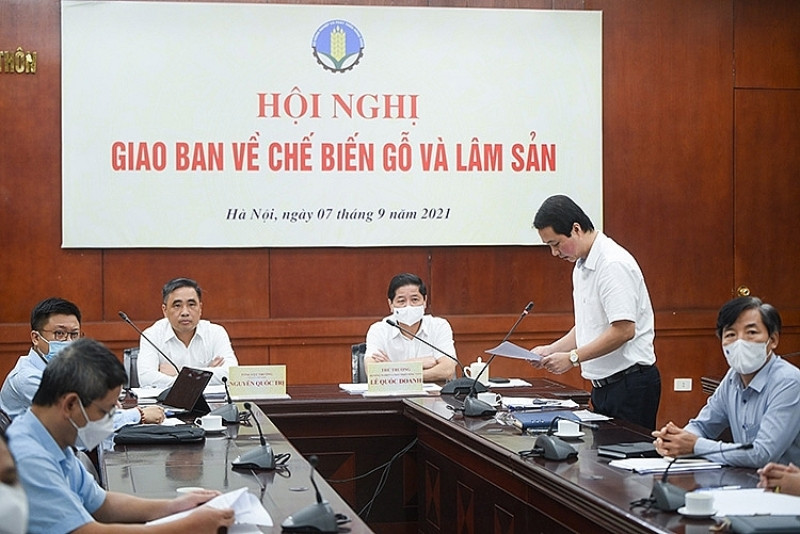 Hội nghị giao ban về chế biến gỗ và lâm sản ngày 7/9, tại điểm cầu Hà Nội. Tháo gỡ khó khăn cho doanh nghiệp ngành gỗ và lâm sản -0
