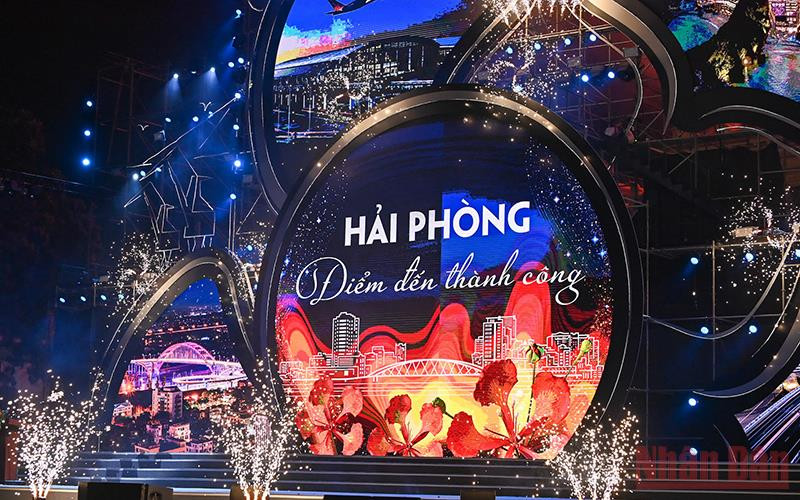 Đây là năm thứ 9 thành phố Hải Phòng tổ chức Lễ hội Hoa Phượng Đỏ gắn với kỷ niệm 67 năm Ngày giải phóng Hải Phòng (13/5/1955–13/5/2022).