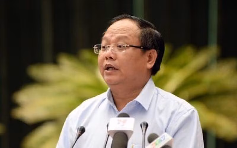 Ông Tất Thành Cang bị đình chỉ chức vụ ba tháng