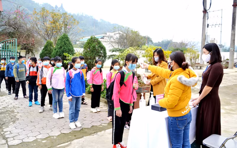 Bảo đảm dạy và học thuận lợi, hiệu quả trong bối cảnh dịch Covid-19 ở Lào Cai -0