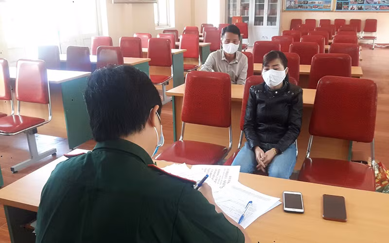 Hai đối tượng tại bị bắt giữ.