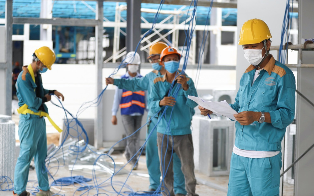 Đơn vị Viettel cung ứng các phần mềm cũng như hệ thống giám sát cho Bệnh viện. 16-1629101203168.jpg