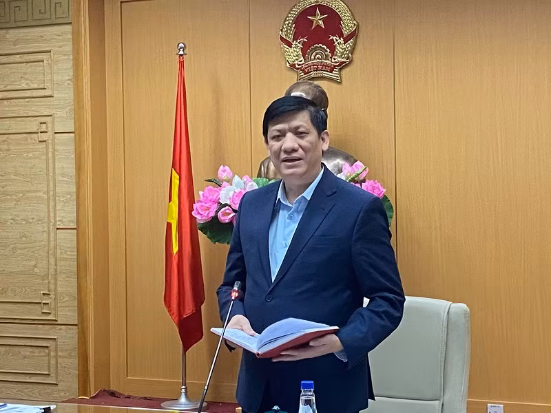 Bộ trưởng Y tế Nguyễn Thanh Long phát biểu tại cuộc họp. 