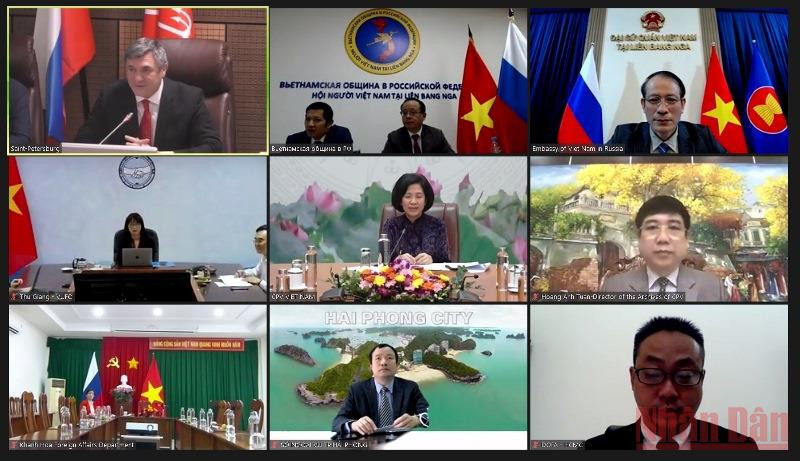 Hội thảo trực tuyến với nhiều đầu cầu tham dự. (Ảnh chụp màn hình) Thúc đẩy mạnh mẽ hợp tác Việt Nam - Liên bang Nga -0