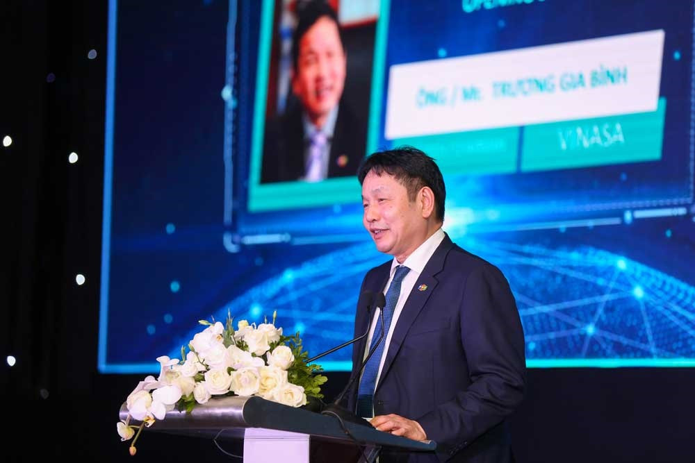 Ông Trương Gia Bình, Chủ tịch VINASA phát biểu. Chuyển đổi số chỉ thành công nếu toàn dân tham gia -0