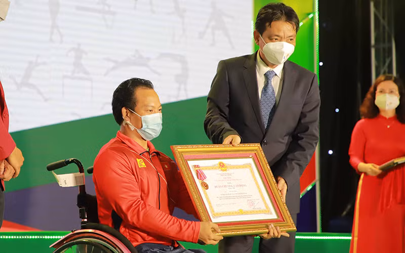 Sôi động chương trình Vinh quang Thể thao Việt Nam -0