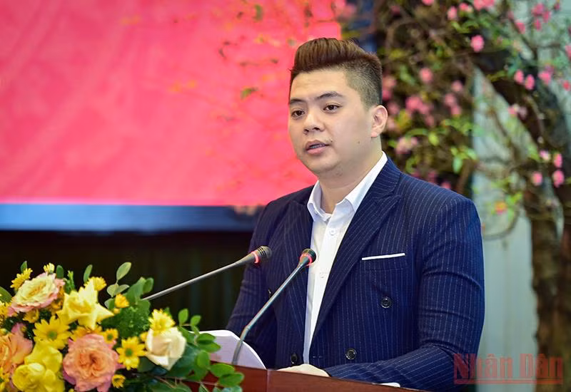 Báo Nhân Dân tổ chức mít-tinh kỷ niệm 92 năm Ngày thành lập Đảng -0